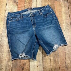 Torrid 20 Blue Vintage Stretch Denim Mid Rise Bermuda Shorts Distressed Raw Hem